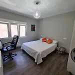 A Un Paso De La Playa, Amplio Apartamento *