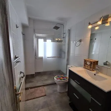 דירה A Un Paso De La Playa, Amplio גיחון